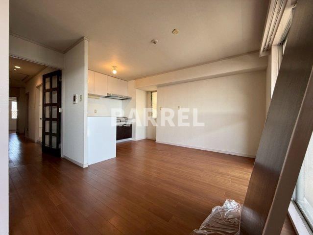 豊中野畑住宅4号棟の居間・リビング