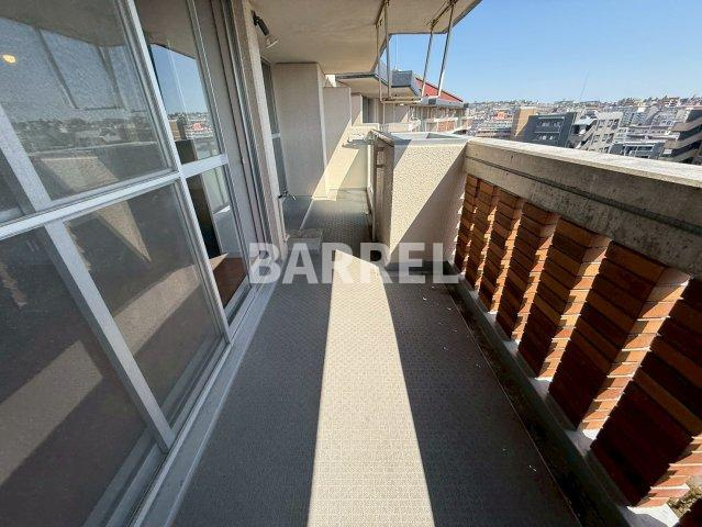 豊中野畑住宅4号棟のバルコニー