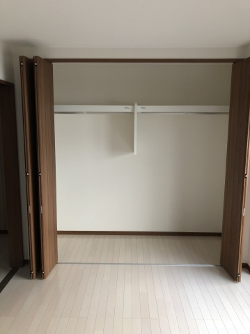 石﨑皆実町貸家の収納