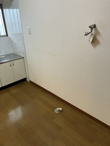 三鷹市大沢６丁目のアパートの居間・リビング