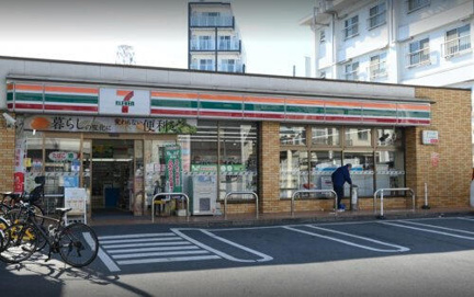 セブンイレブン世田谷…まで174m