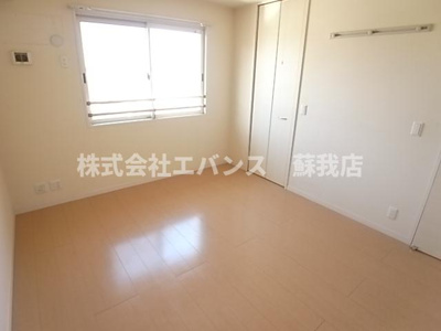 【寝室】 | サニーリヴA | ゆとりの広さです