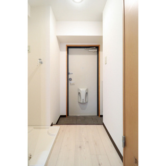 【玄関】 | アーデン和泉町 | シンプルで使いやすい玄関です