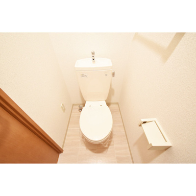 【トイレ】 | ウィスタリア京橋 | トイレです