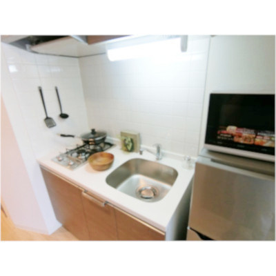 【内装】 | プレサンス谷町キャトル | 明るい色調の室内です