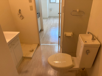 【トイレ】 | エンプレス上本町 | ゆったりとした空間のトイレです