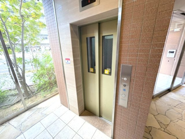 ベルフェリーク新神戸のその他共用部分
