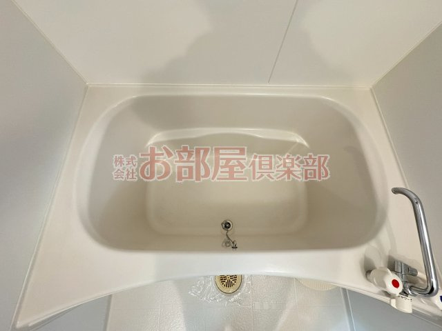 ブランドルフの浴室|コンパクトで使いやすいお風呂です