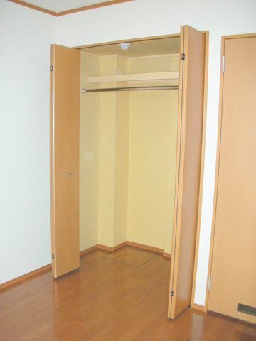 メゾンシグナスの収納|★収納便利なクローゼット★