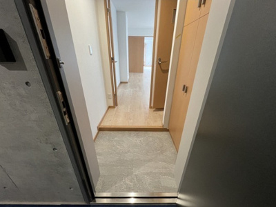 【玄関】 | Merve中野