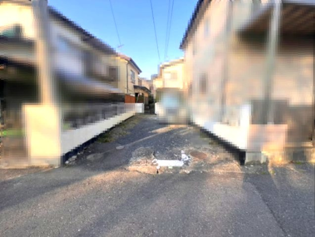 さいたま市見沼区　中古戸建　レトロな趣を楽しむ戸建て｜DIY・リノベ向き物件の駐車場|駐車場です