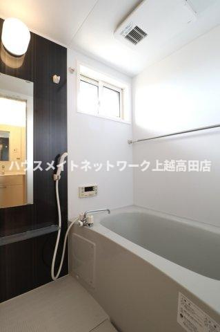 ボナール クレストの浴室|追焚機能付・１坪バス