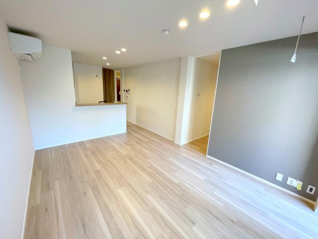 アダージォ阿佐谷の居間・リビング