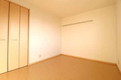 【洋室】 | トミージュ | 個人の部屋や寝室として使える洋室です