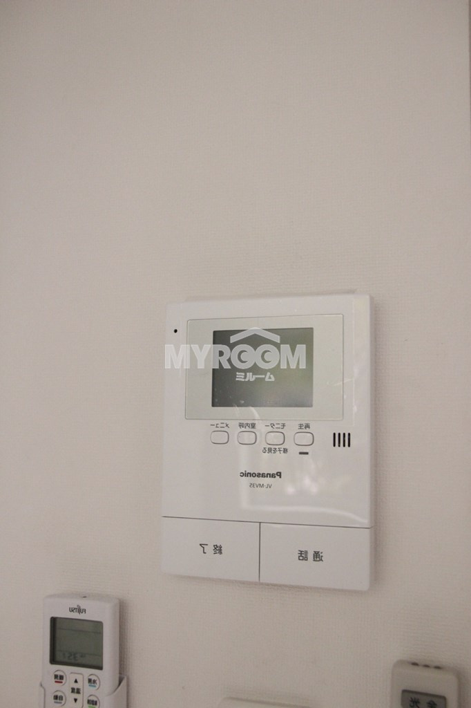 グランリュクスのセキュリティ|TVモニター付オートロック★