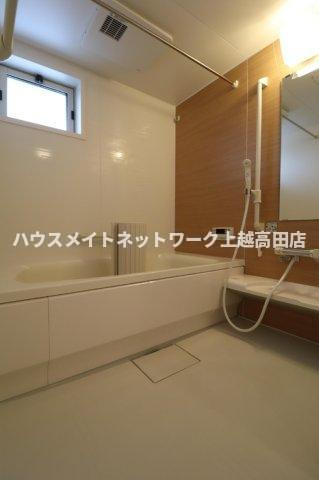 ハーモニーハイムの浴室|追焚機能付