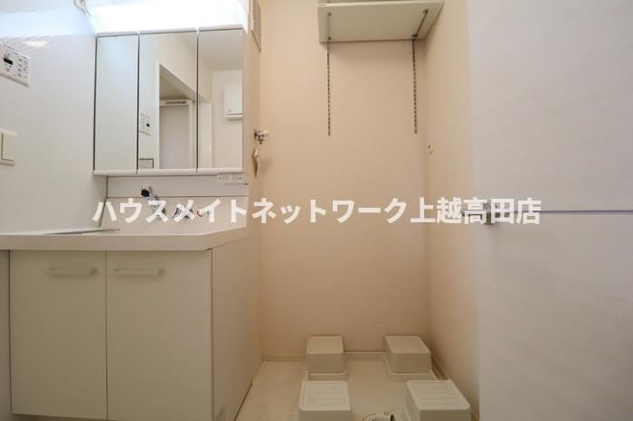 ハーモニーハイムの独立洗面台|洗髪洗面化粧台