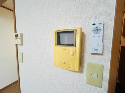 【内装】 | ムーンレインボー | カメラ付インターホン