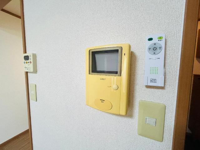 【内装】 | ムーンレインボー | カメラ付インターホン