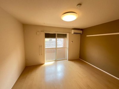 【内装】 | コリーヌ・リジエル | 洋室