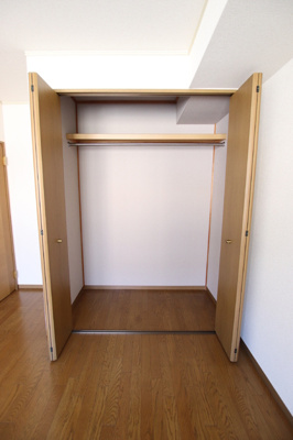 クローゼット収納設備
