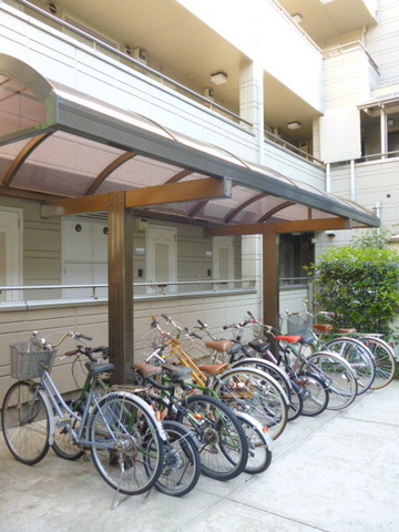 パークレイン中村のその他共用部分|★敷地内屋根付き駐輪場★