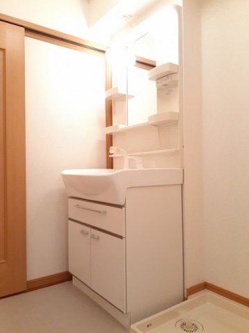 サン草薙の洗面所