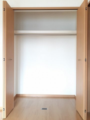 サン草薙の収納