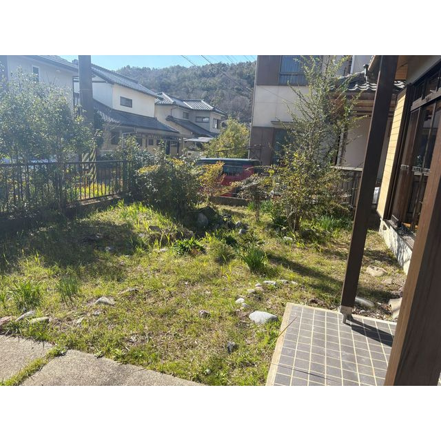本巣市文殊の一戸建てのその他|庭