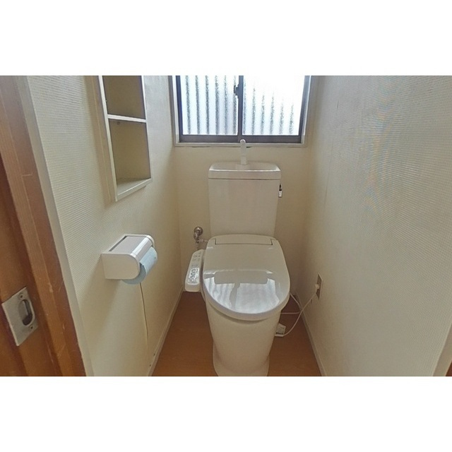 本巣市文殊の一戸建てのトイレ