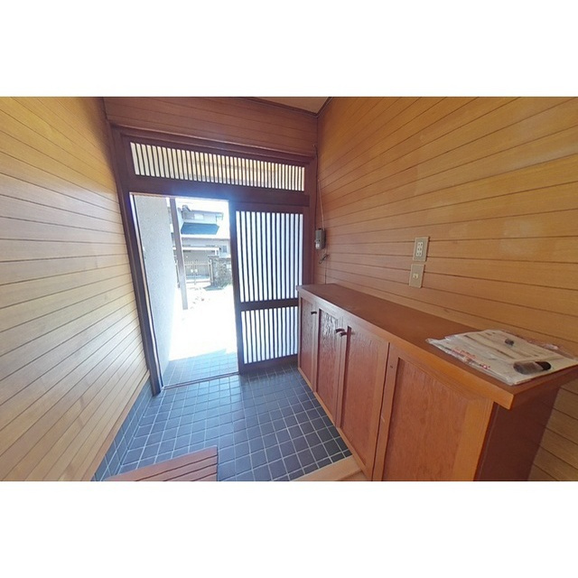 本巣市文殊の一戸建ての玄関