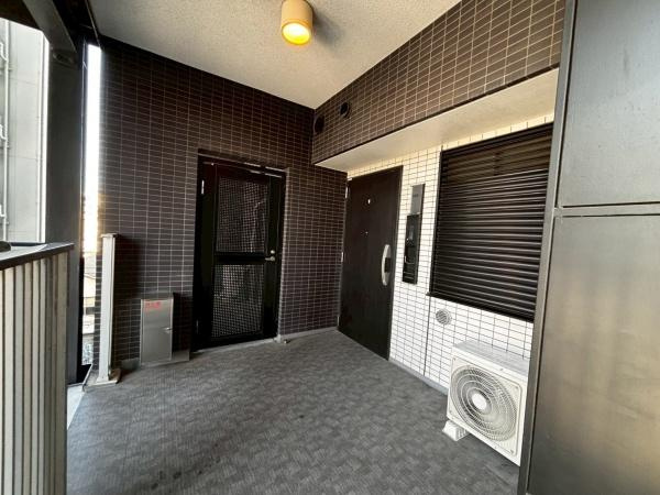 【玄関】 | ●シティハウス東京森下● | 角部屋につき共用廊下からの視線が気になりにくい玄関配置です♪
