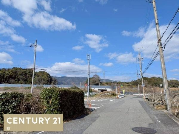 かつらぎ町妙寺　土地の前面道路含む現地写真