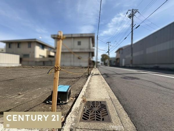和歌山市中之島　土地（A・B号地）の前面道路含む現地写真