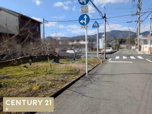 かつらぎ町妙寺　土地の前面道路含む現地写真