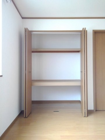 プチハウス堂宮敷の収納