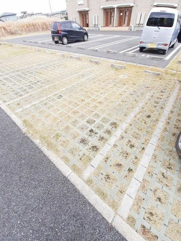 アミティコ　キャステッロⅡの駐車場