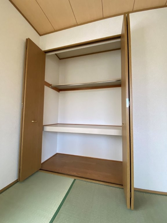 コート・グランドールB棟の収納