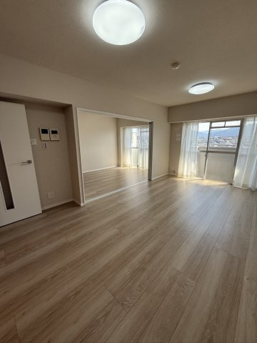 エンゼルハイム田島の居間・リビング