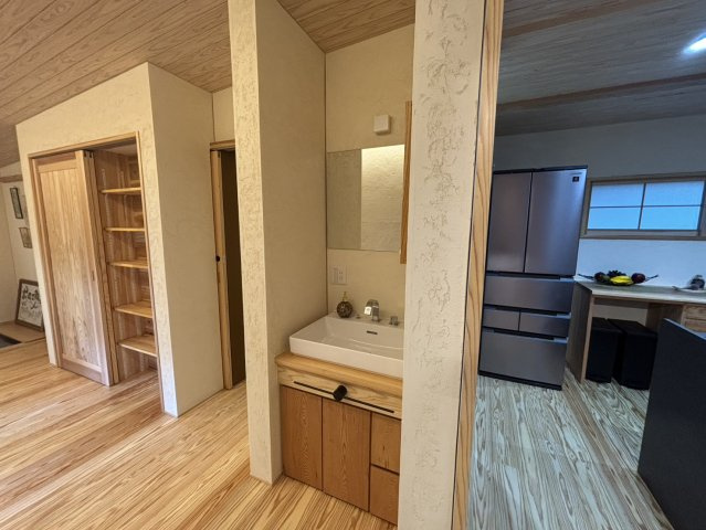 宮の台－戸建て(益城町宮園)の独立洗面台|1F