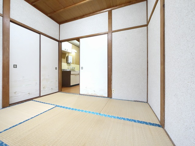ハイツヴィオラの和室