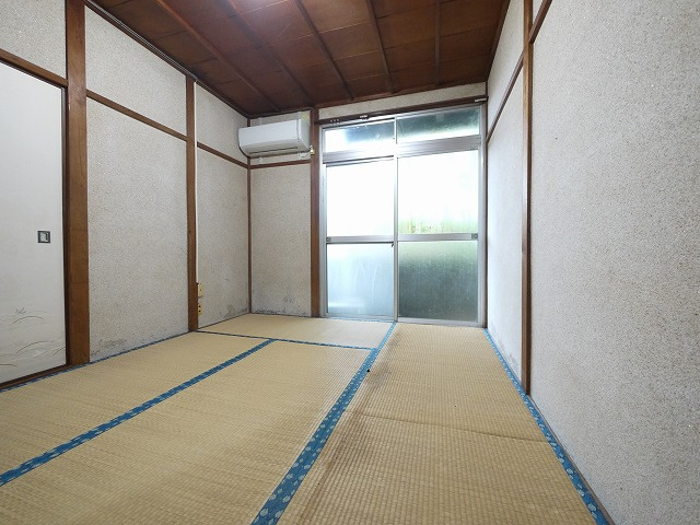 ハイツヴィオラの和室