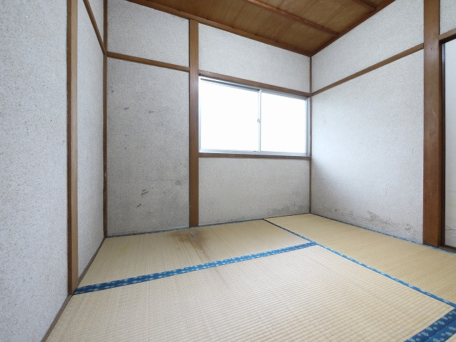 ハイツヴィオラの和室
