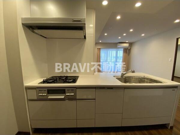 プレサンスレジェンド堺筋本町タワー BRAVI不動産のキッチン|プレサンスレジェンド堺筋本町タワー