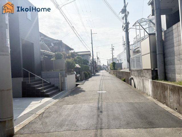 神戸市西区持子１丁目　　新築戸建　の前面道路含む現地写真|【ホームページに現地動画掲載中】●年中無休：当日予約可●平日や夜間もご案内可能。臨機応変に対応します