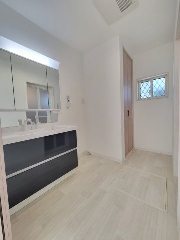 塩屋5丁目Ⅱ・新築戸建の洗面所