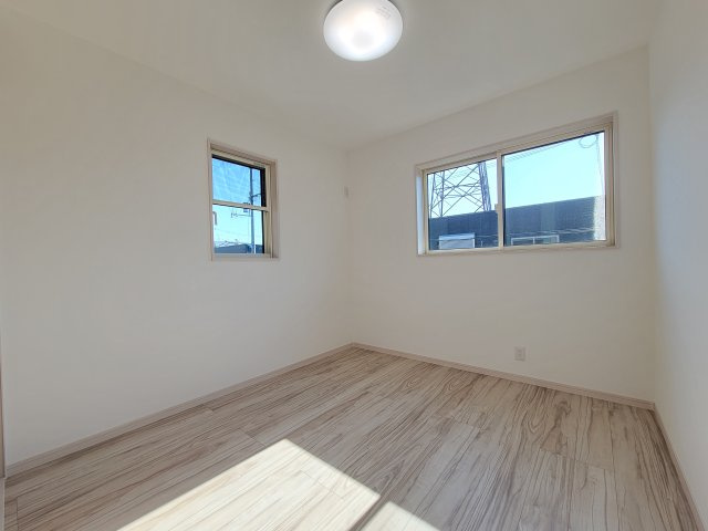 塩屋5丁目Ⅱ・新築戸建の洋室