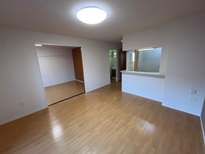 【居間・リビング】 | コンフォール里根川Ⅱ | リビング