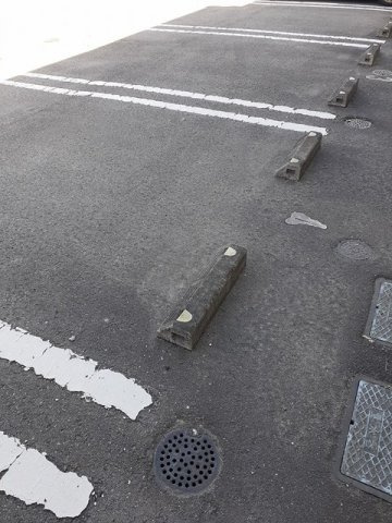 ライラックの駐車場