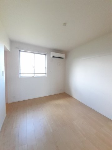 フォー　シュラインＢのその他